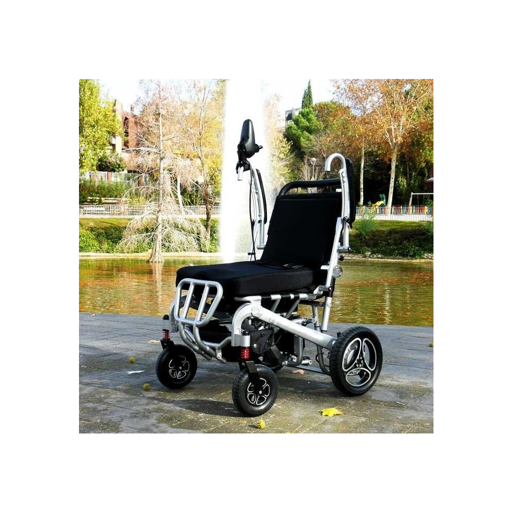 SILLA DE RUEDAS CON PLEGADO ELÉCTRICO Y MANDO A DISTANCIA TEA