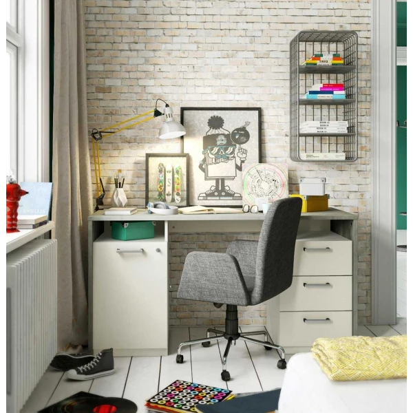 Youth desk with lock