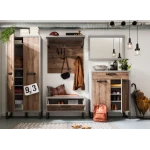 Shoe cabinet entrance